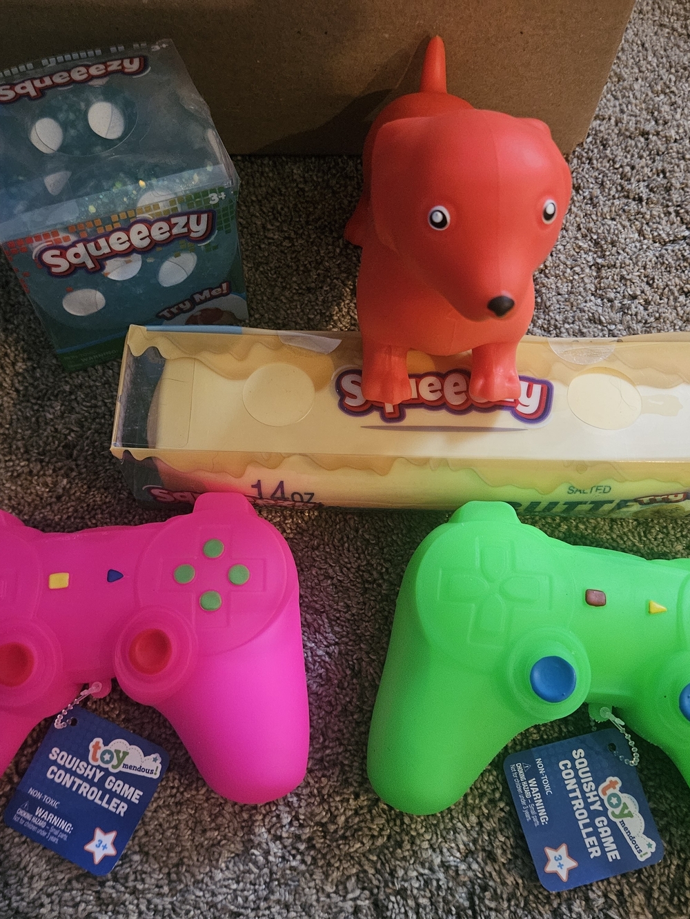 Squeeezy Toy Bundle - Pink & Green Game Controllers + Red Dog